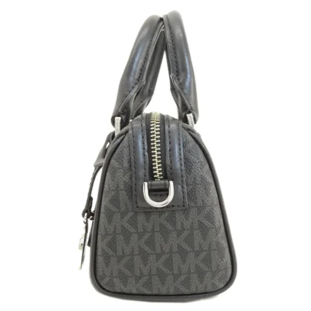Michael Kors Pre-owned Fabric handbags Black Dames