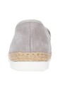 chaussures-plates-grises