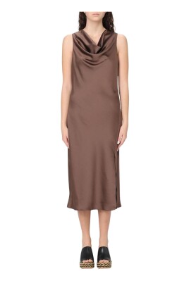 elegant-ivory-midi-dress-with-v-neck