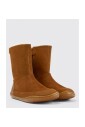 bottes-en-daim-marron-pour-enfants
