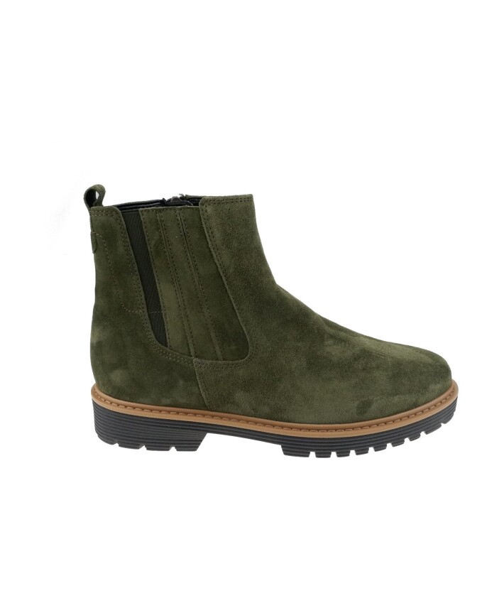 elegantes-bottines-chelsea-en-daim