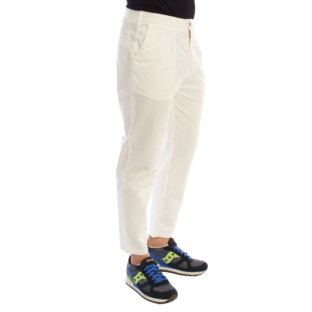 Emporio Armani Moderne Tapered Chino Broek White Heren