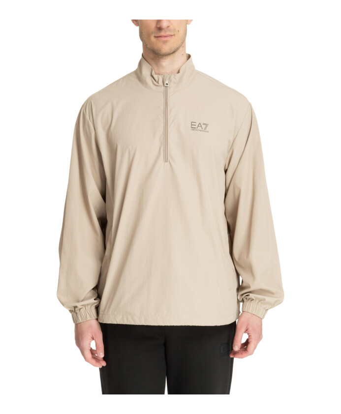plain-zip-jacket-with-logo-pockets