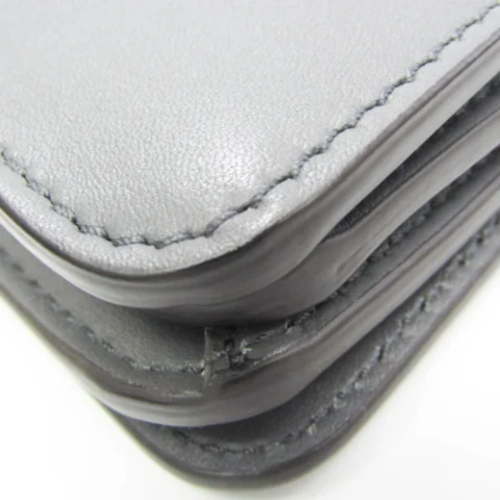 Givenchy Pre-owned Leather shoulder-bags Gray Dames