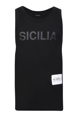 black-sweater-re-edition-collection