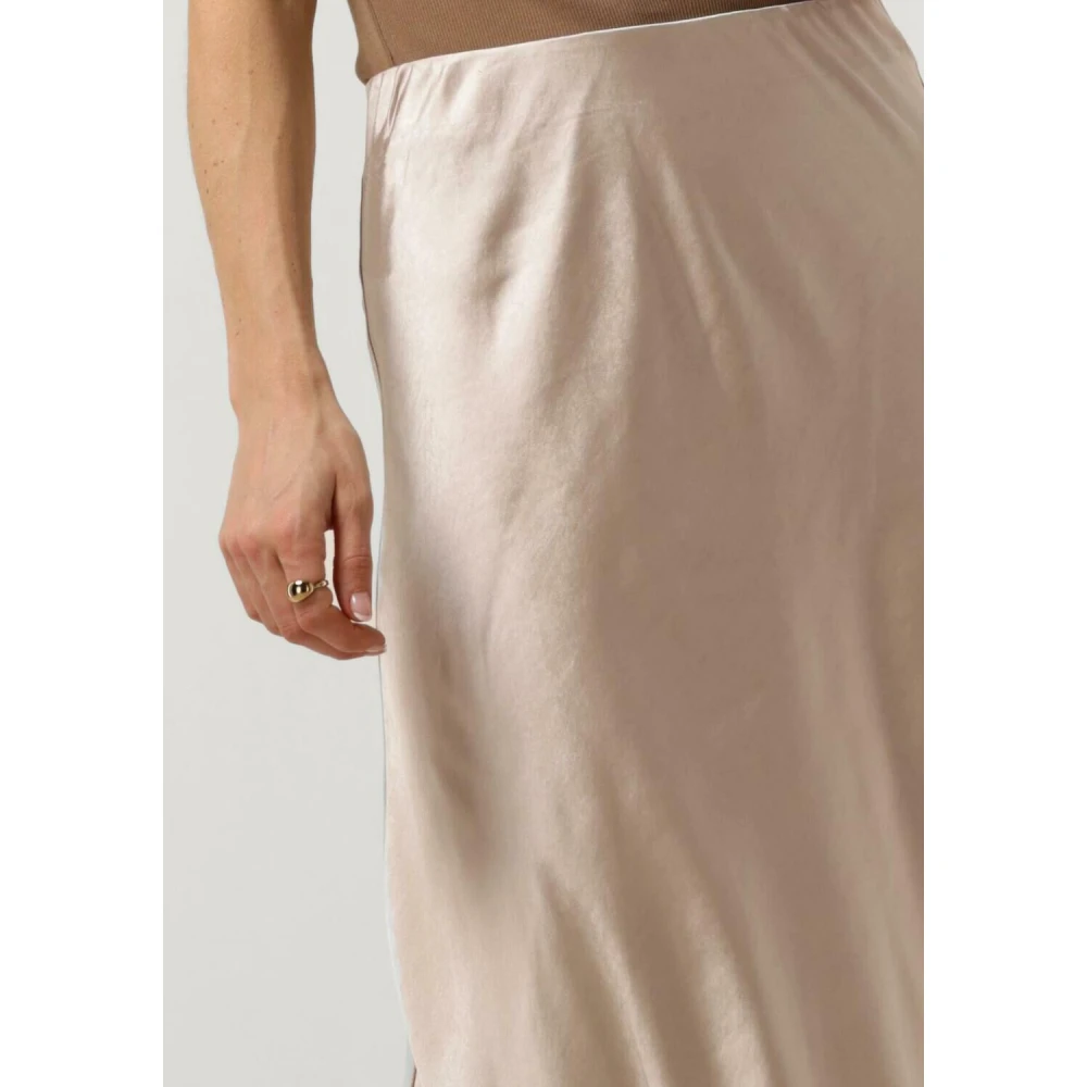 Notre-v Dames Rokken Satin Skirt Beige Dames