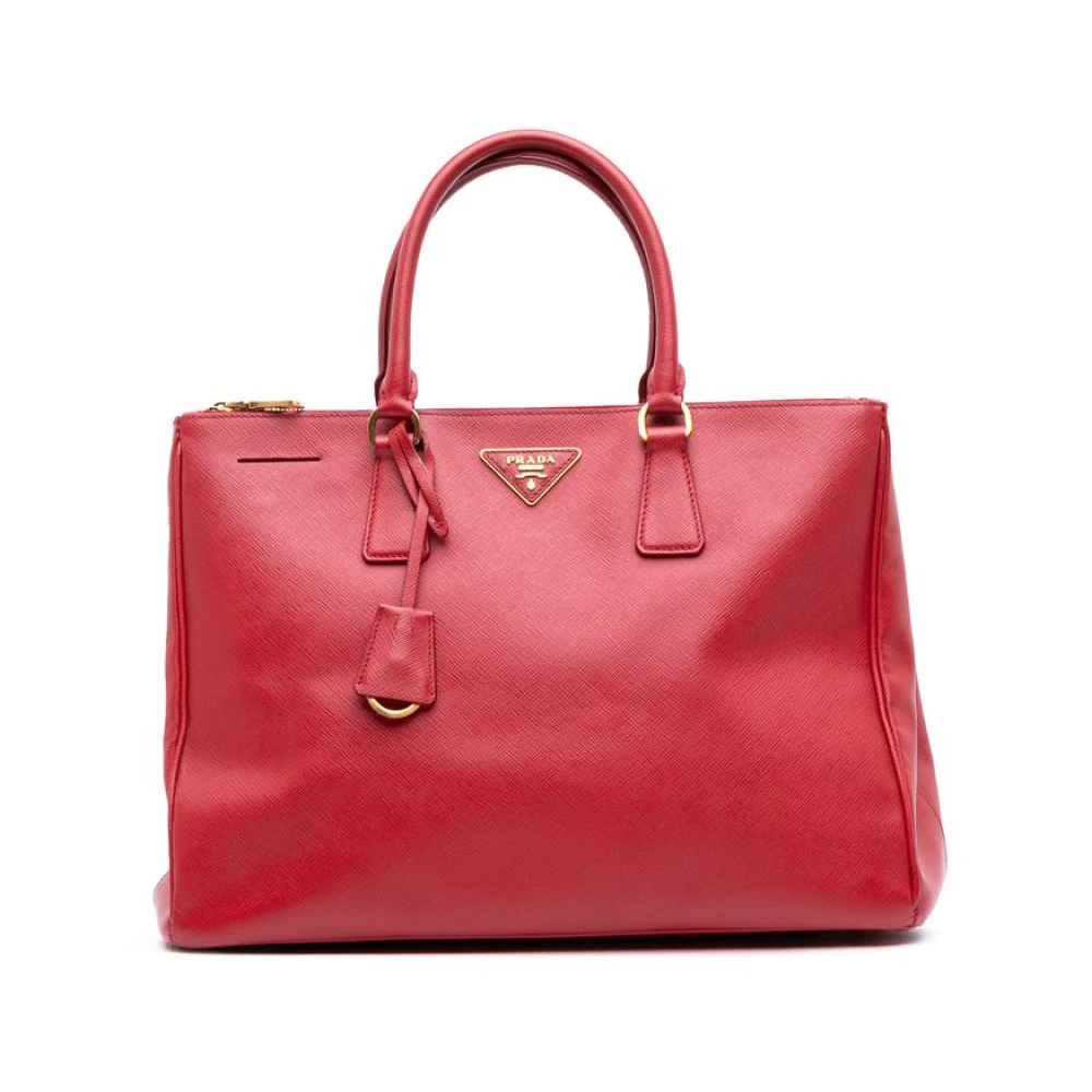 Prada Vintage Women's Red Pre-Owned Structu Leather Tote Bag
