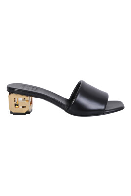 black-sandals-with-g-monogram-heels