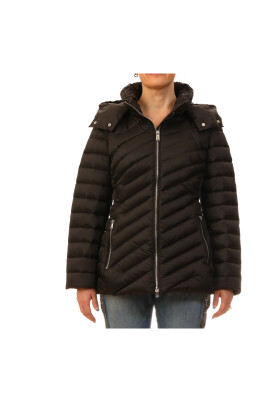 zipped-down-jacket