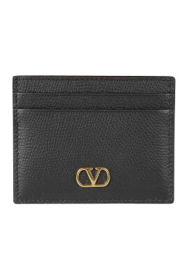 black-wallets-for-a-stylish-look