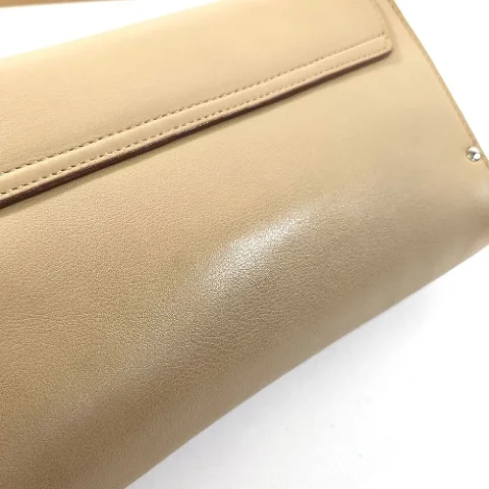 Salvatore Ferragamo Pre-owned Leather shoulder-bags Beige Dames