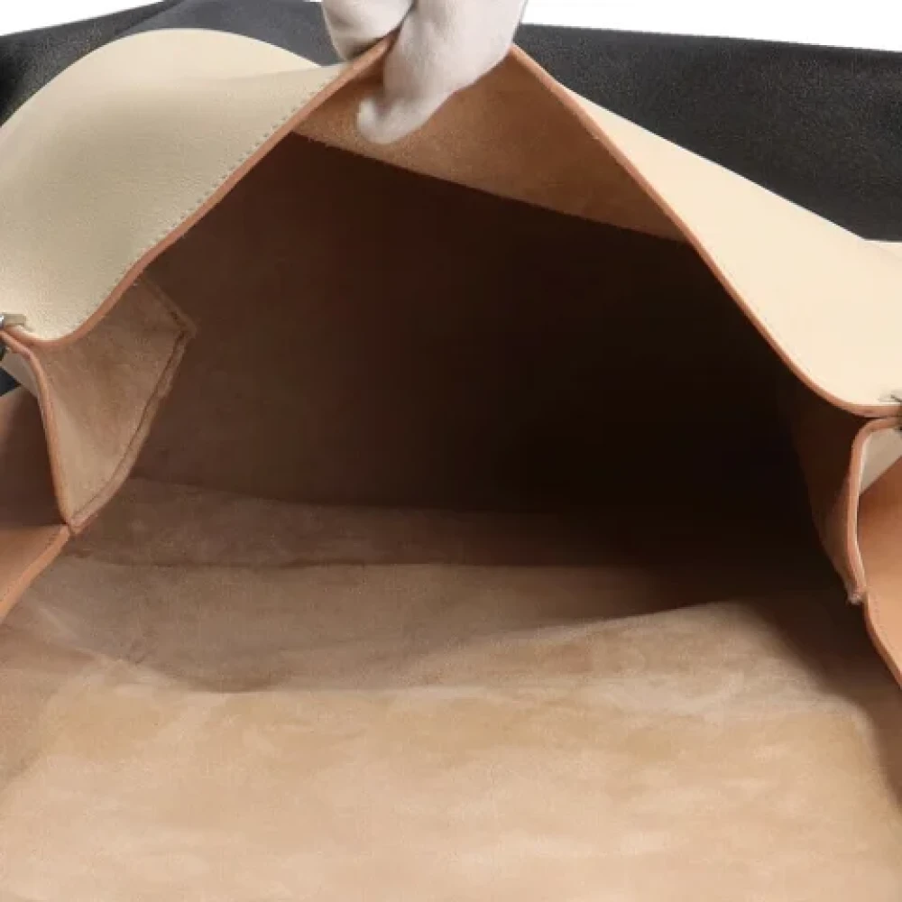 Celine Vintage Pre-owned Fabric shoulder-bags Beige Dames