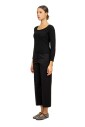 pull-en-cachemire-noir-col-profond