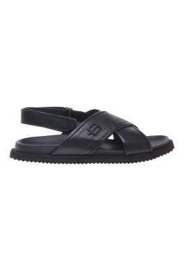 sandal-in-tumbled-and-black-leather