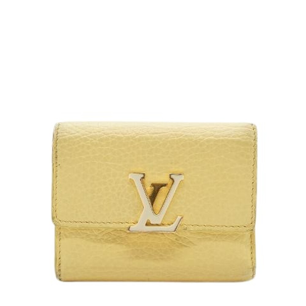 Shop fashion from Louis Vuitton Vintage online on Miinto