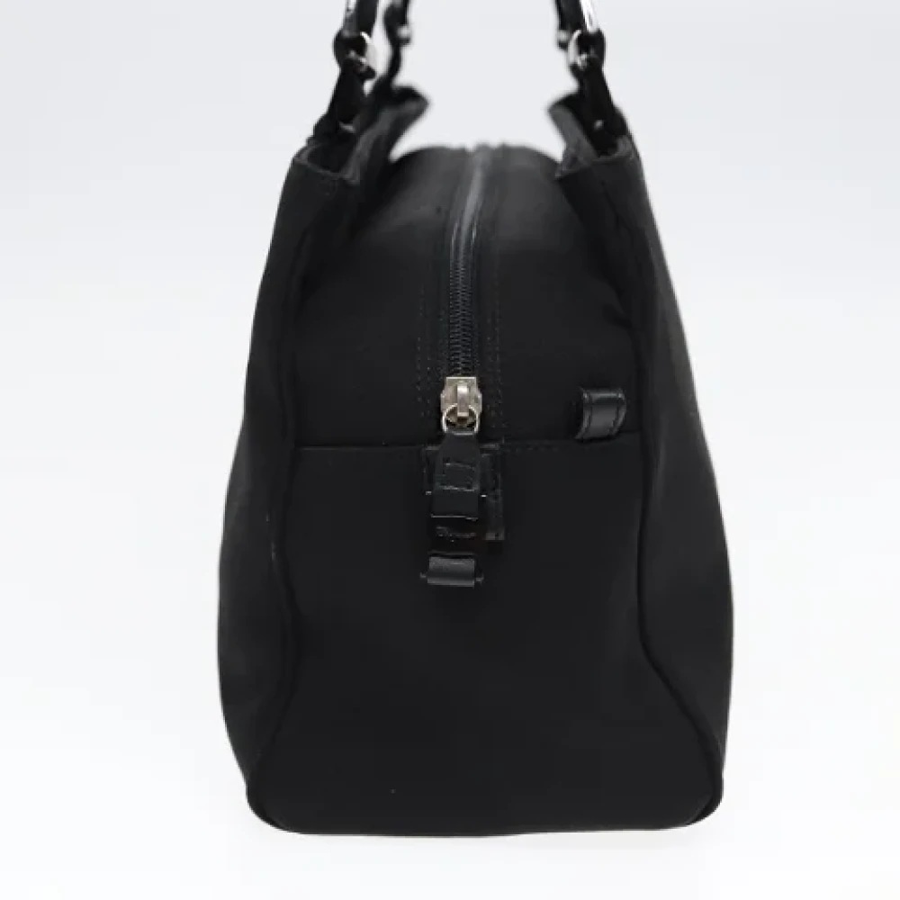 Salvatore Ferragamo Pre-owned Nylon handbags Black Dames