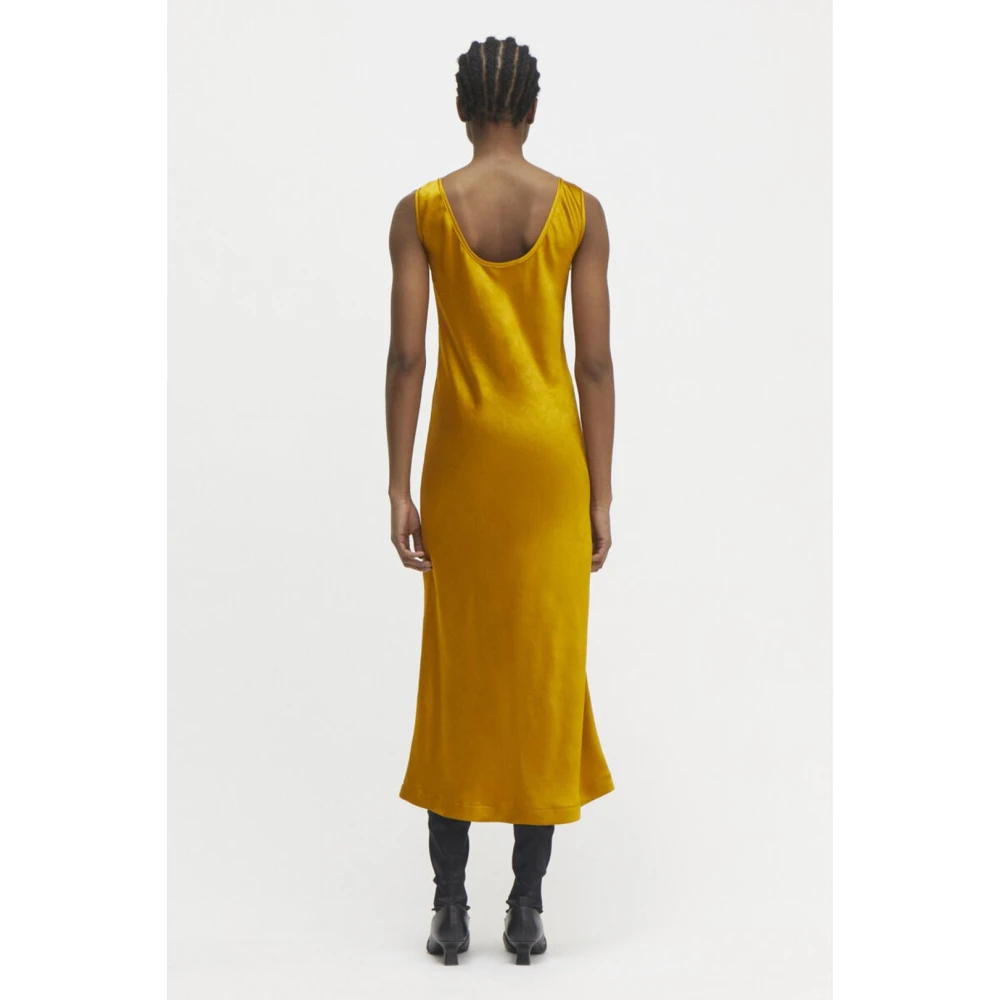 Rodebjer Glanzende Wijdvallende Mouwloze Maxi Jurk Yellow Dames