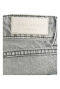 shorts-bermuda-en-denim-gris