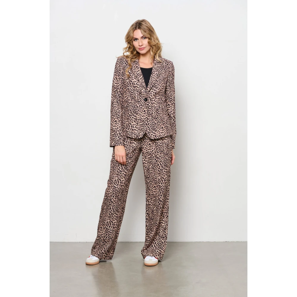 &Co Woman Blazer dames stijlvol en elegant Brown Dames