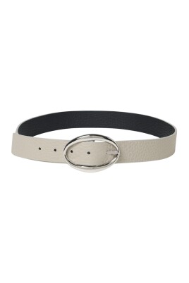 white-leather-belt-elegant-accessory