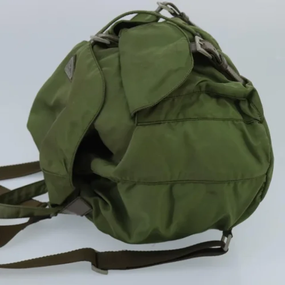 Prada Vintage Pre-owned Leather backpacks Green Dames