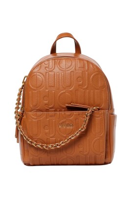 chic-logo-backpack-chain-detail
