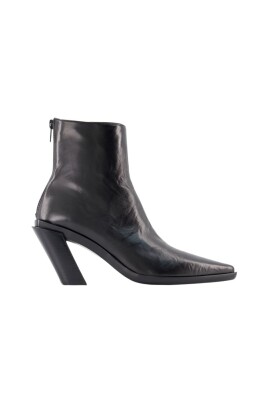 black-leather-ankle-boots-florentine