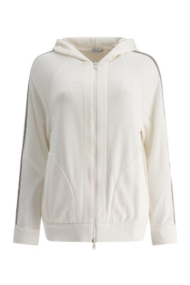 sweatshirt-blanc-style-decontracte-elegant