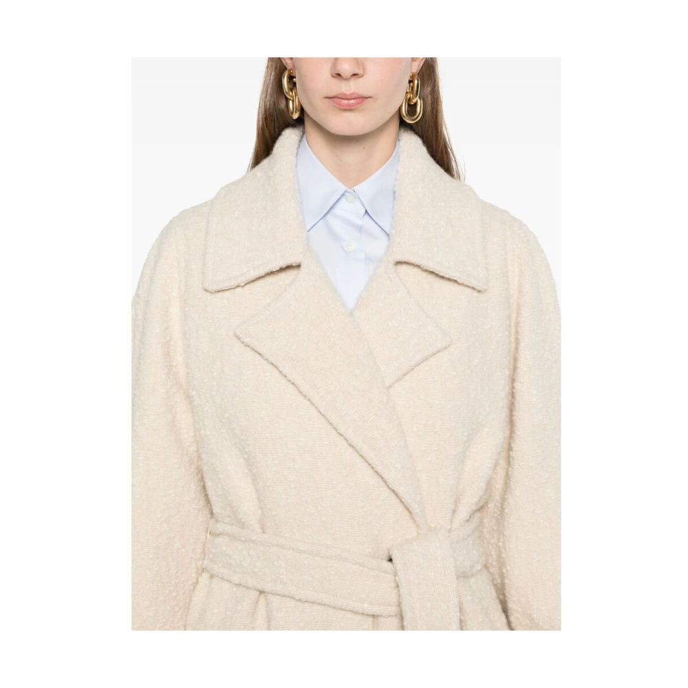 Herno Witte Wol Bouclé Ceintuur Winterjas Beige Dames