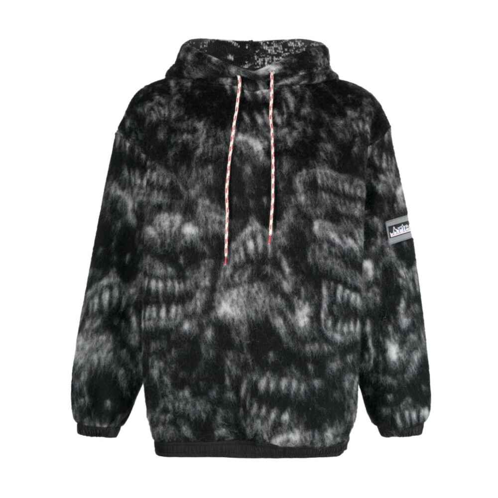 Shop fashion from Aries