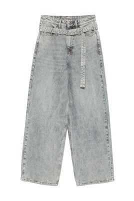 blue-denim-jeans-with-belt