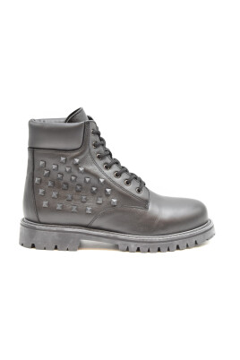 stylish-bootie-for-fashionable-look