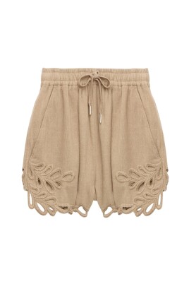 khaki-shorts