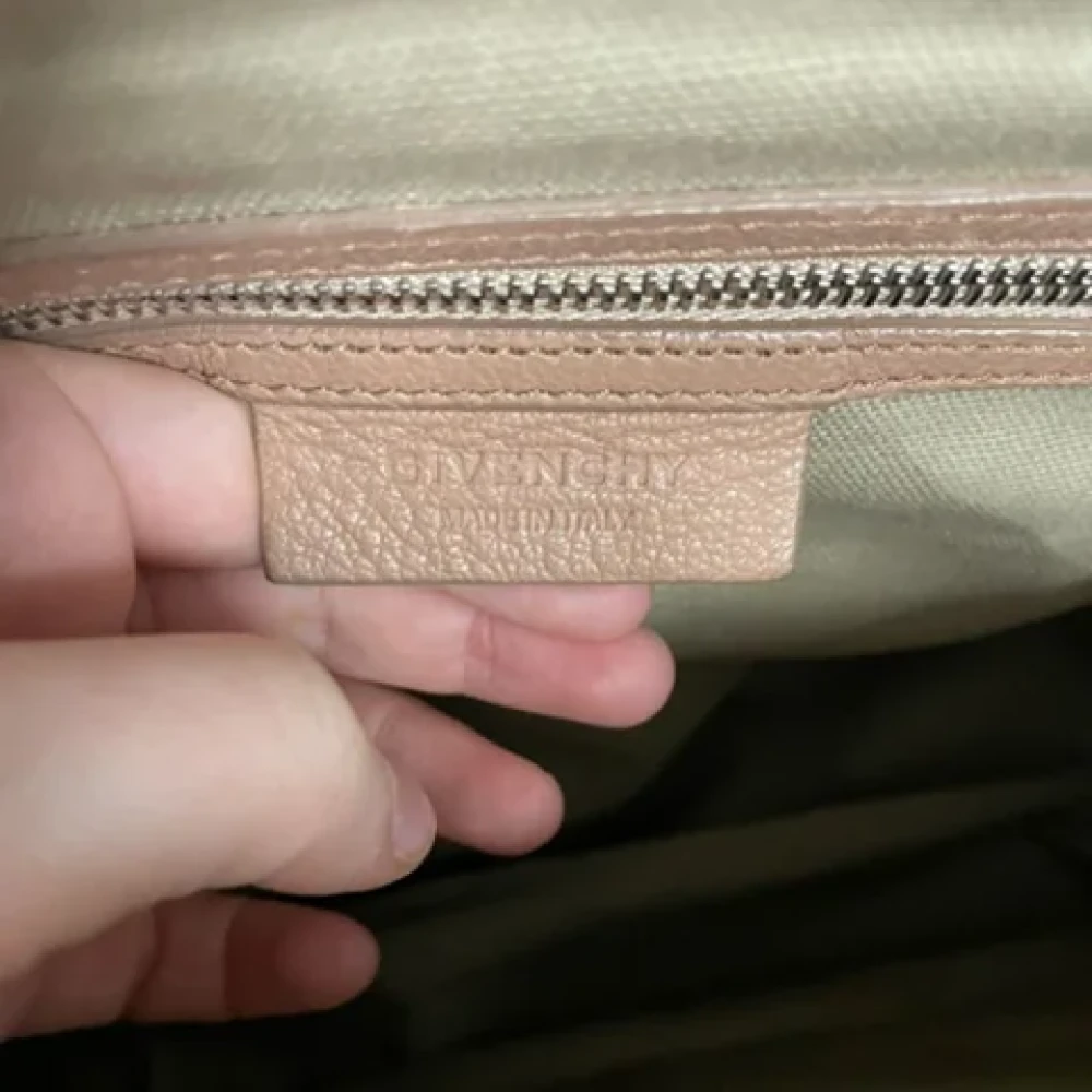 Givenchy Pre-owned Leather handbags Beige Dames