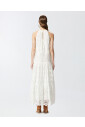 elegant-sleeveless-lace-dress