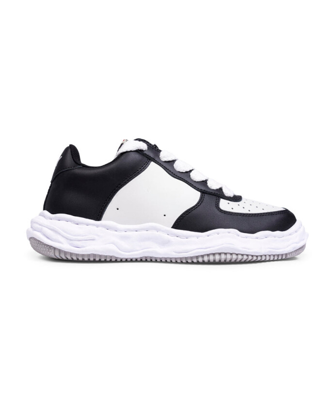 leather-low-top-sneaker-in-black-white