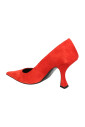 chaussures-rouges-en-daim-a-talon-carre