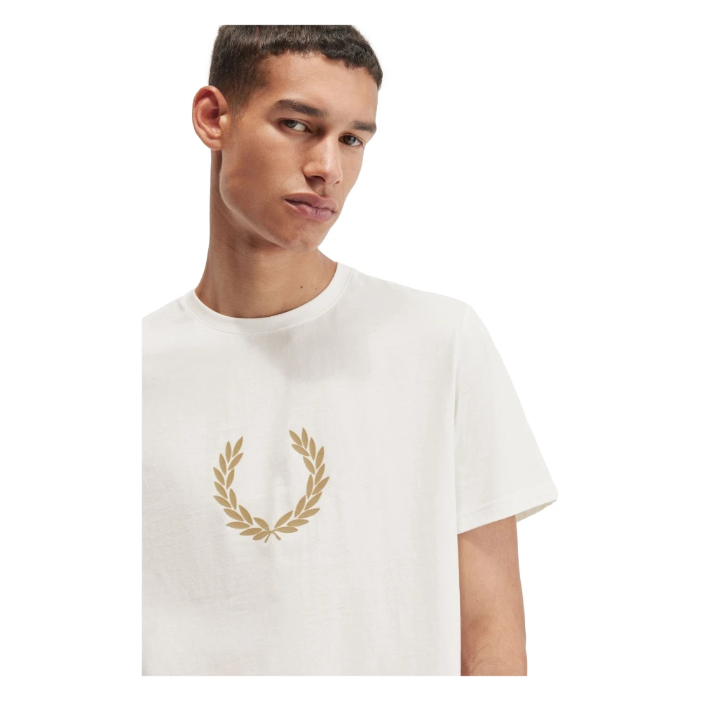 Fred Perry Grafische Laurel Wreath T-shirt Beige Heren