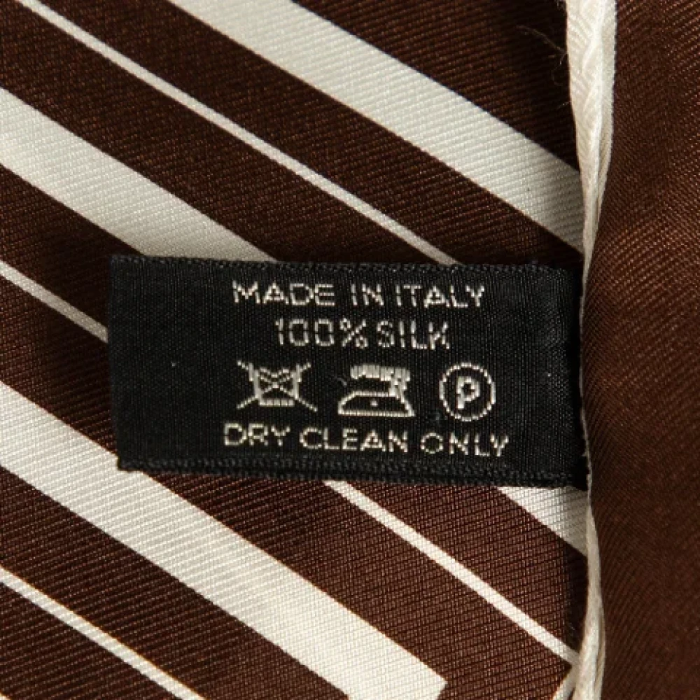 Tom Ford Pre-owned Silk scarves Brown Heren