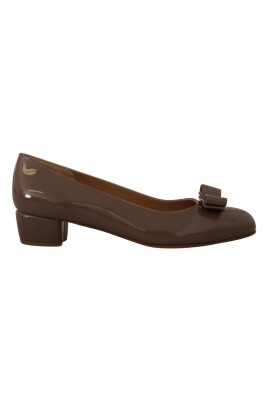 elegant-caraway-brown-vara-bow-pumps
