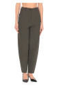 pantalon-vert-avec-passants-pour-ceinture