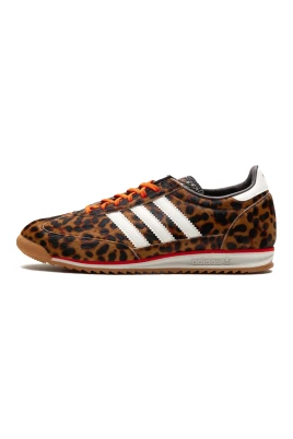 Leopard Print Retro Style Sneakers