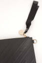pre-owned-cuir-trousses-de-toilette