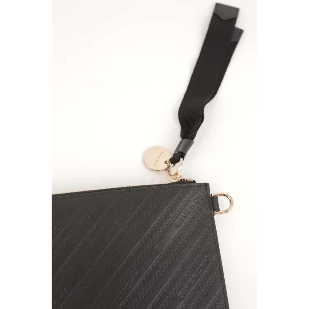 Givenchy Pre-owned Leather pouches Black Dames
