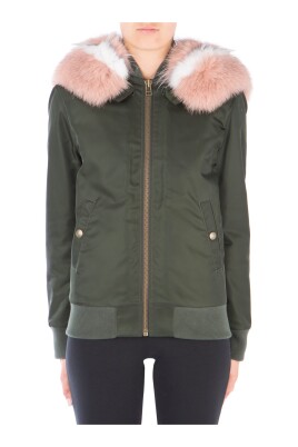 bomber-jackets-for-stylish-outfits