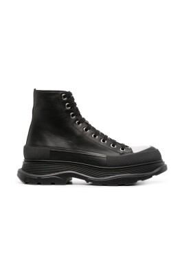 black-lace-up-leather-boots
