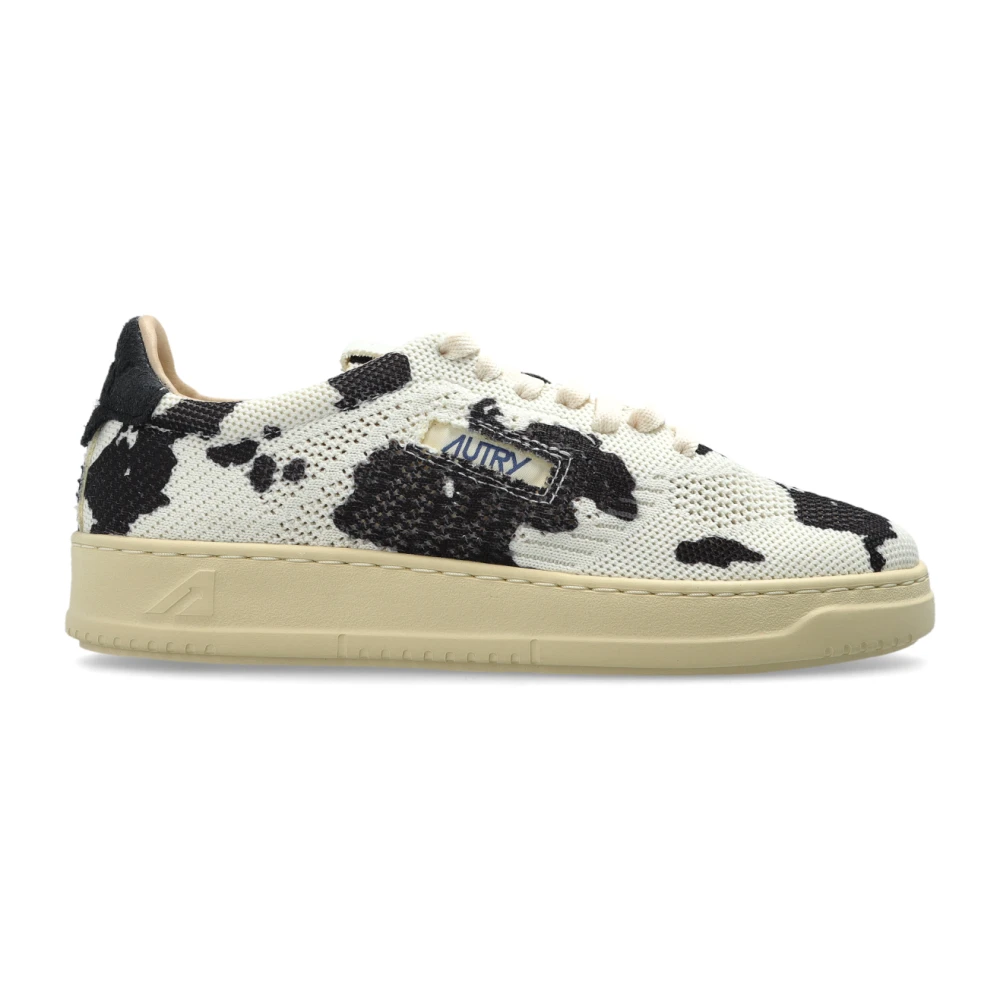 Autry Women's White Medalist Easeknit Low Trainers - Sneakers - 7 Uk - Shoes
