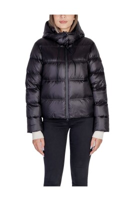 black-polyamide-womens-jacket-and-coat