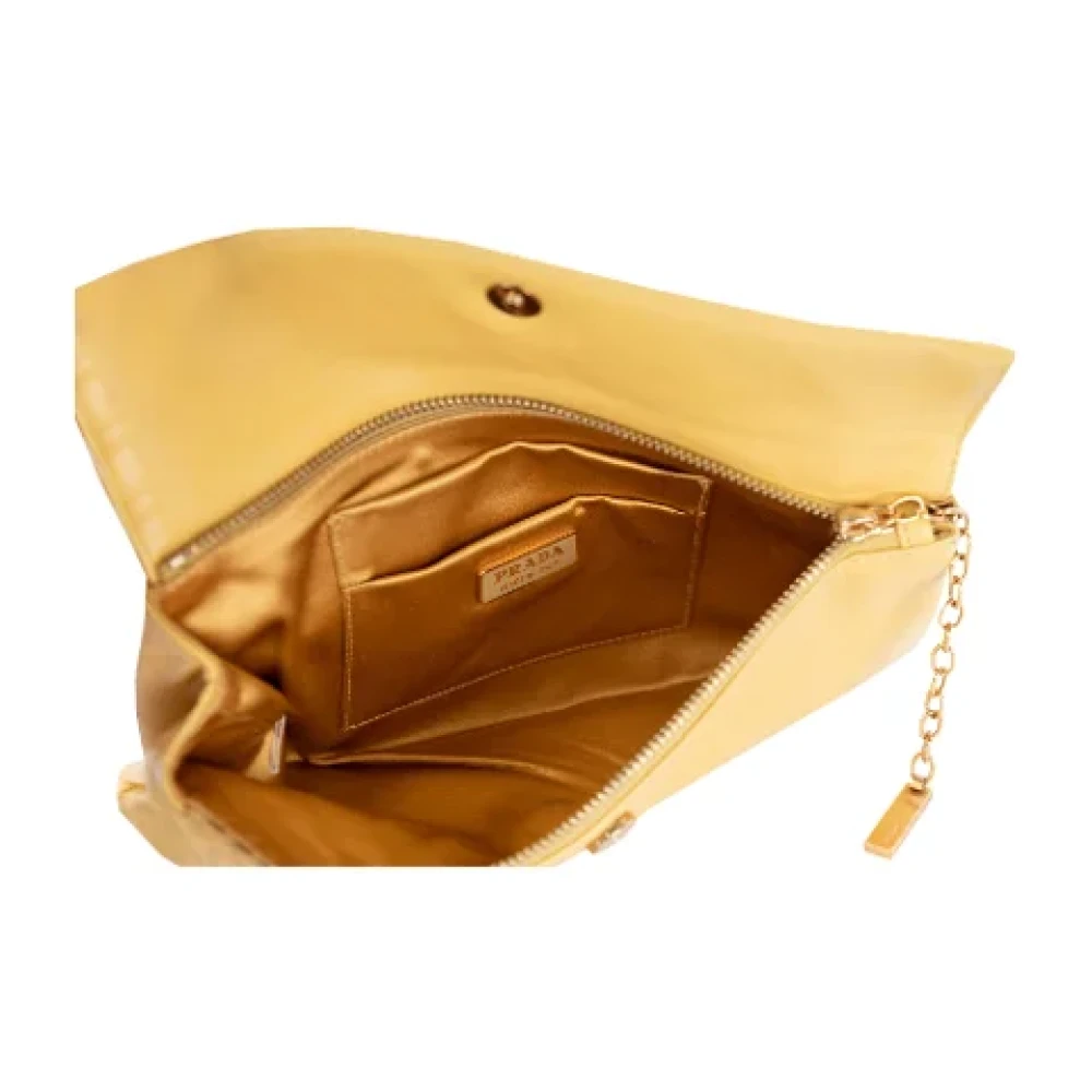 Prada Vintage Pre-owned Leather wallets Yellow Dames