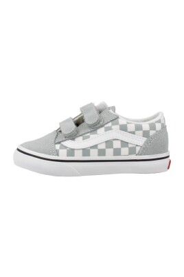 slip-on-sneakers
